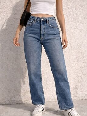 Good American Size 8/29 Blue Jeans High Rise Straight Leg Stretch Denim Classic